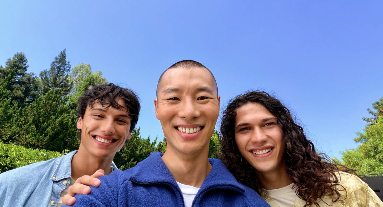 Group selfie with Centre Stage for photos feature.