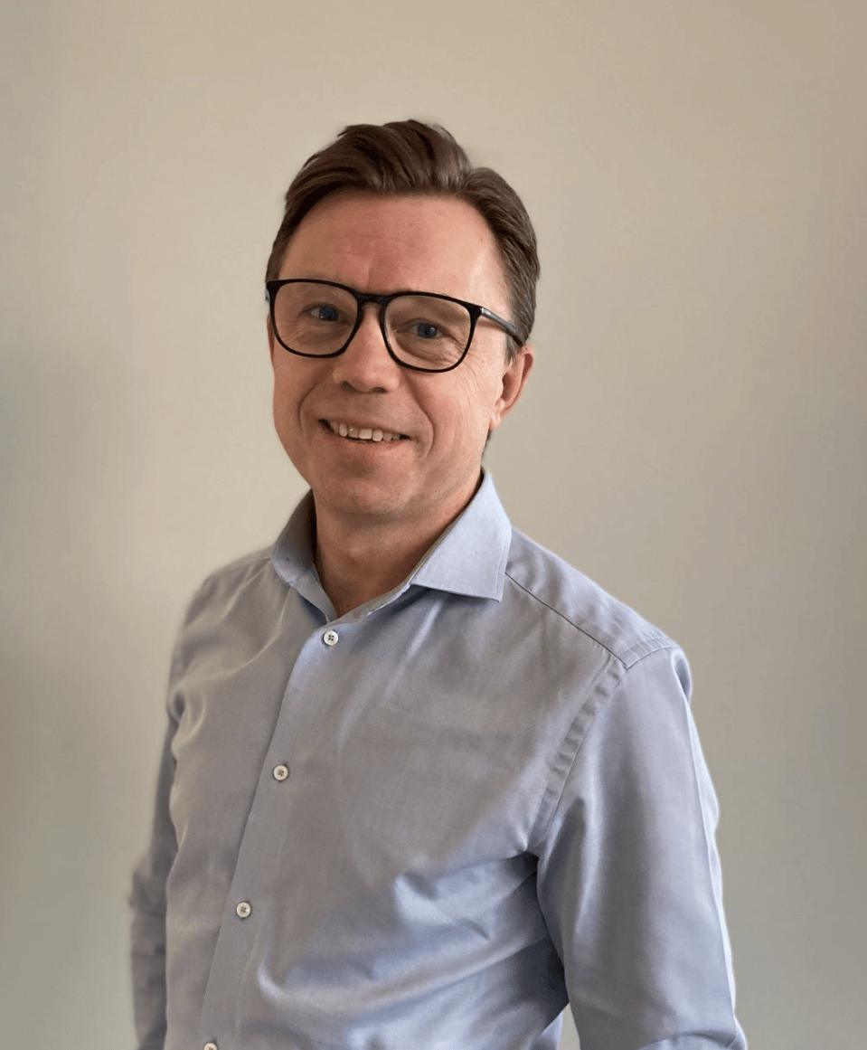 Fredrik Almhöjd – Our expert